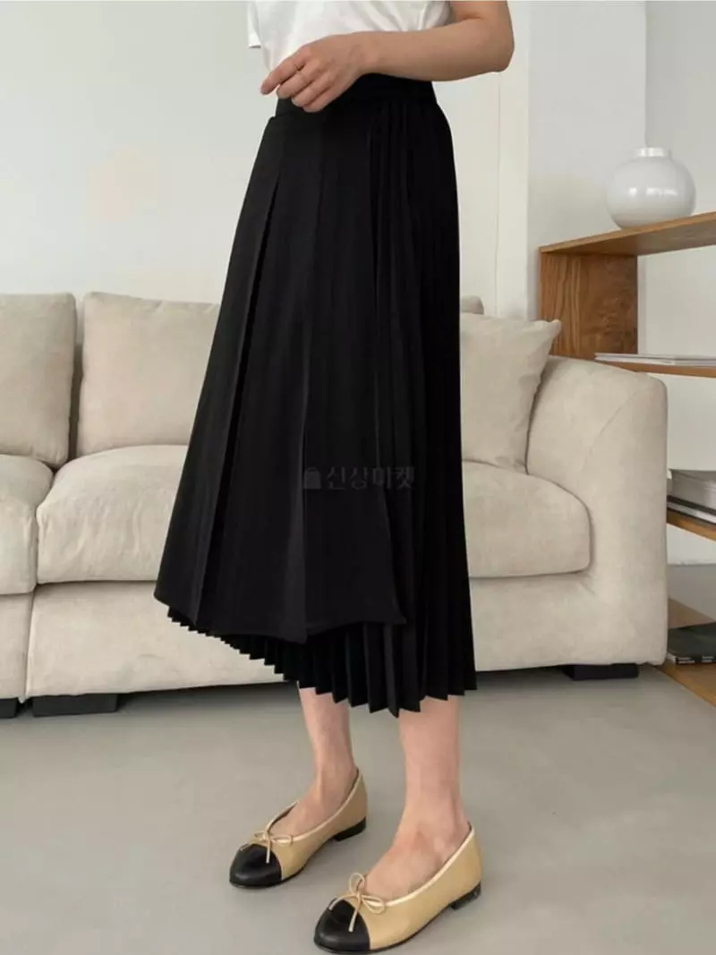Moi - Korean Women Fashion - #momslook - Unbalanced Wrinkles Skirt - 3