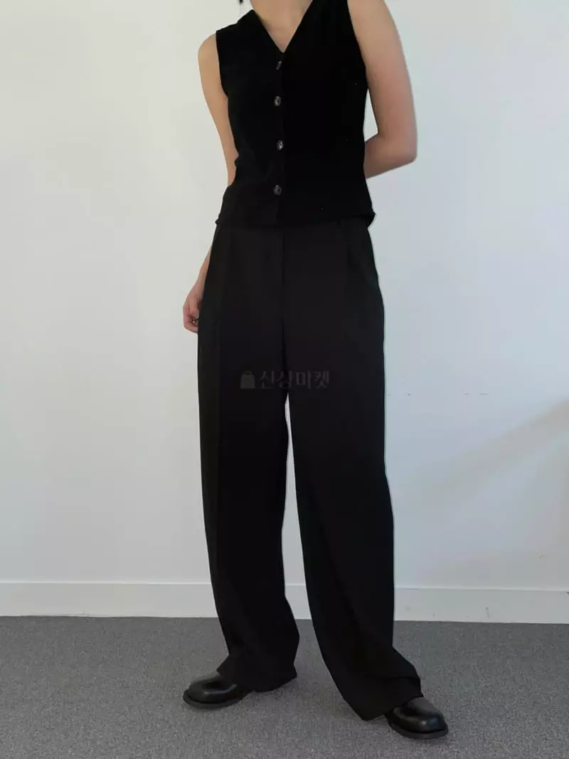 Moment - Korean Women Fashion - #momslook - Pique Vest - 2