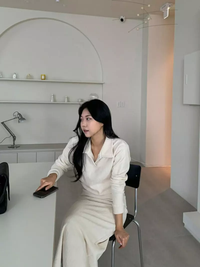 Moment - Korean Women Fashion - #womensfashion - Towel Collar Tee