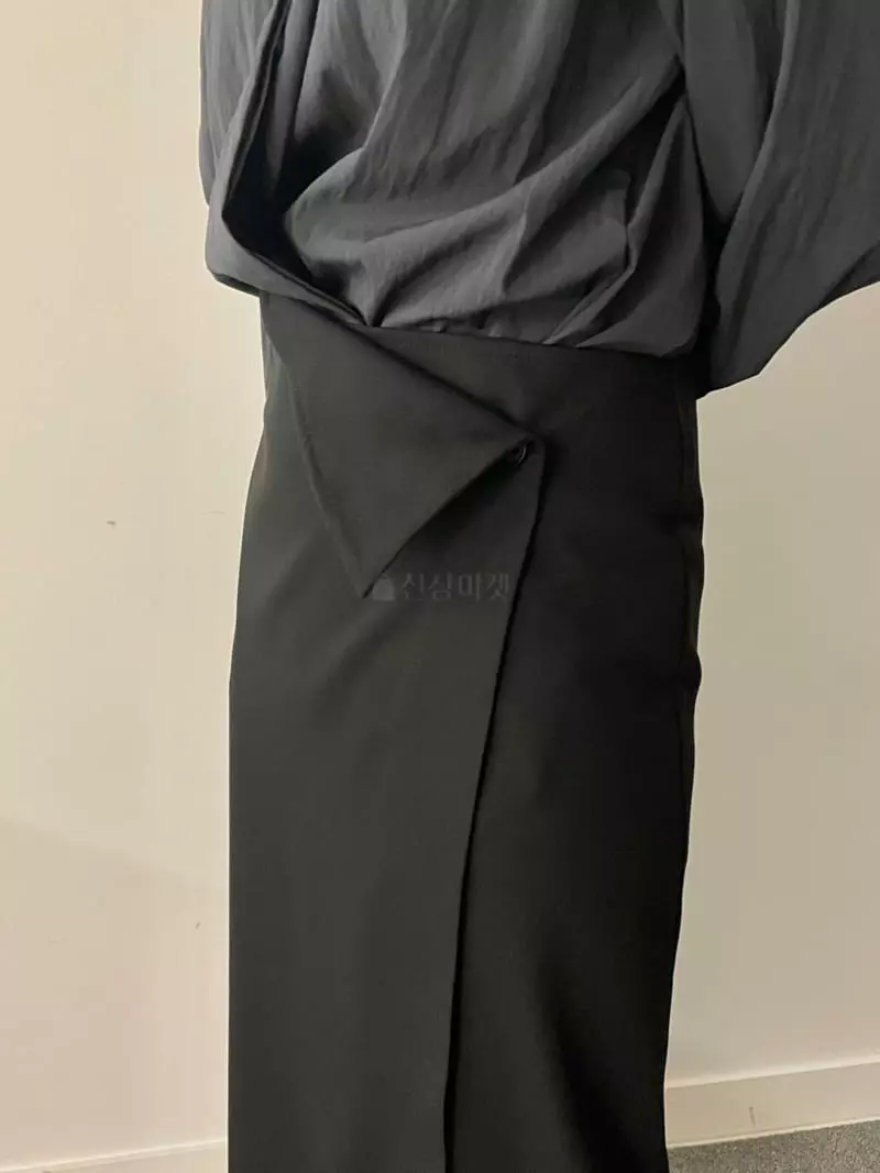 Moment - Korean Women Fashion - #womensfashion - Deps Lab Skirt - 2
