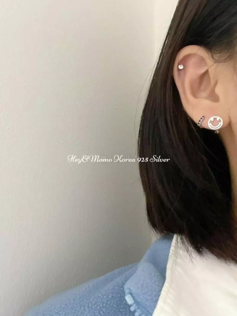 Momo - Korean Women Fashion - #romanticstyle - 925 Silver Earrings