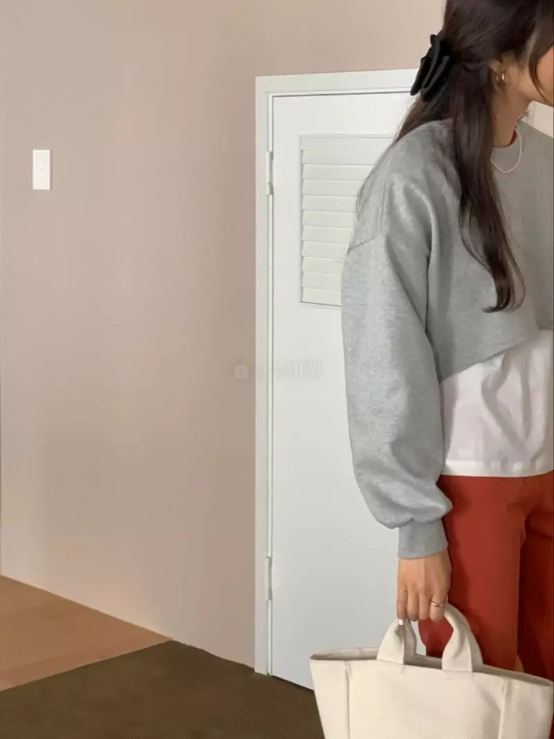 Monet - Korean Women Fashion - #momslook - Crop Sweatshirt - 4