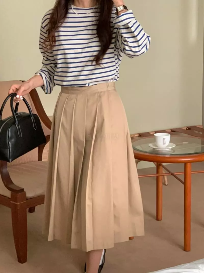 Monet - Korean Women Fashion - #momslook - Lava Pleats Skirt - 2