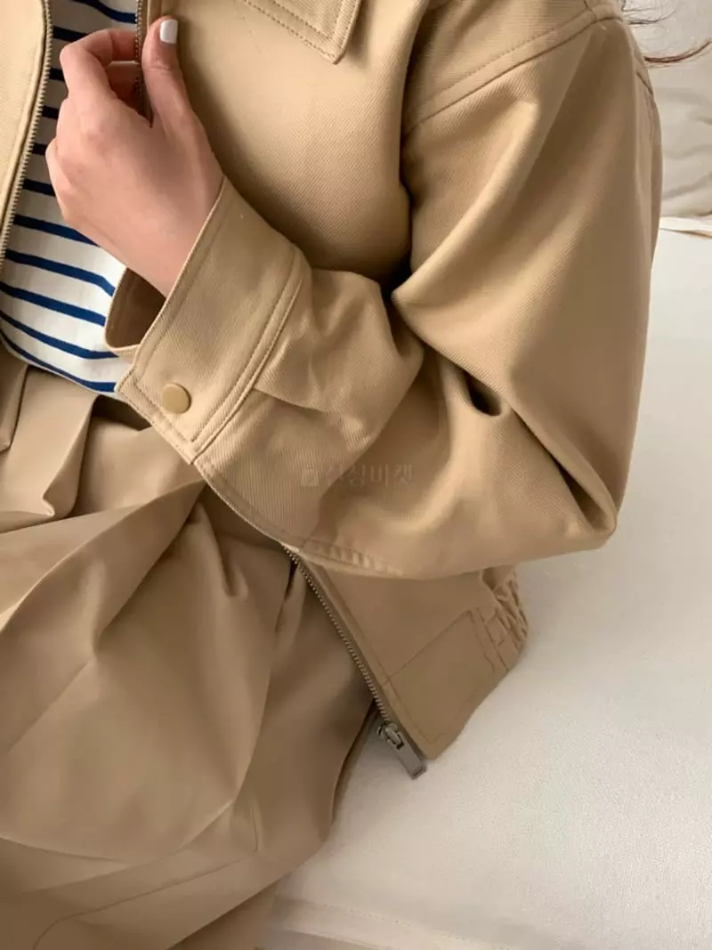 Monet - Korean Women Fashion - #vintageinspired - Bomber Blouson Jacket