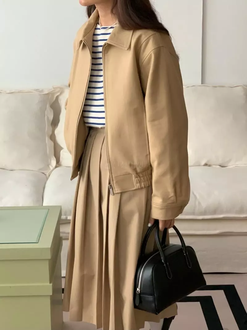 Monet - Korean Women Fashion - #vintagekidsstyle - Bomber Blouson Jacket - 2
