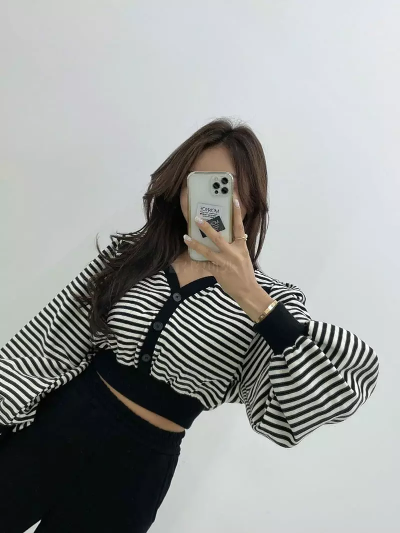 Monroe - Korean Women Fashion - #momslook - Heart Neck Sweatshirt