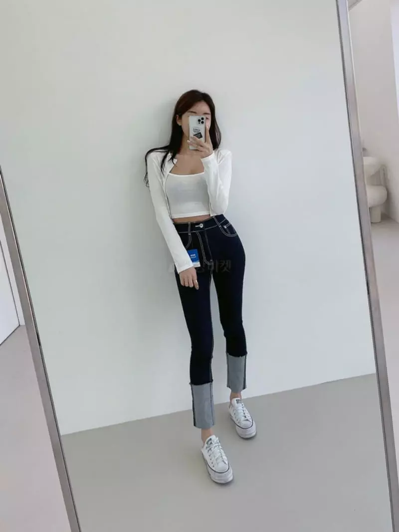 Monroe - Korean Women Fashion - #momslook - Roll Up Jeans