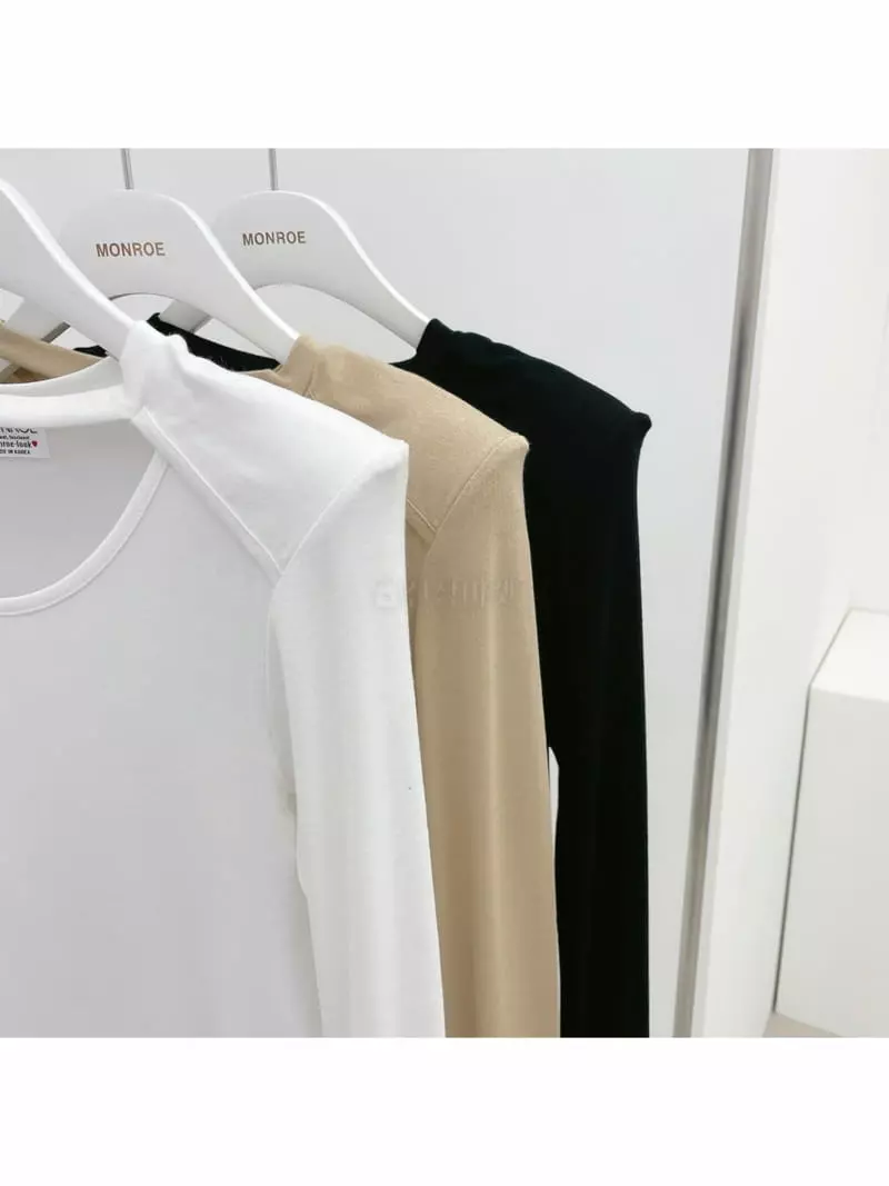 Monroe - Korean Women Fashion - #womensfashion - Half Moon Choker Tee