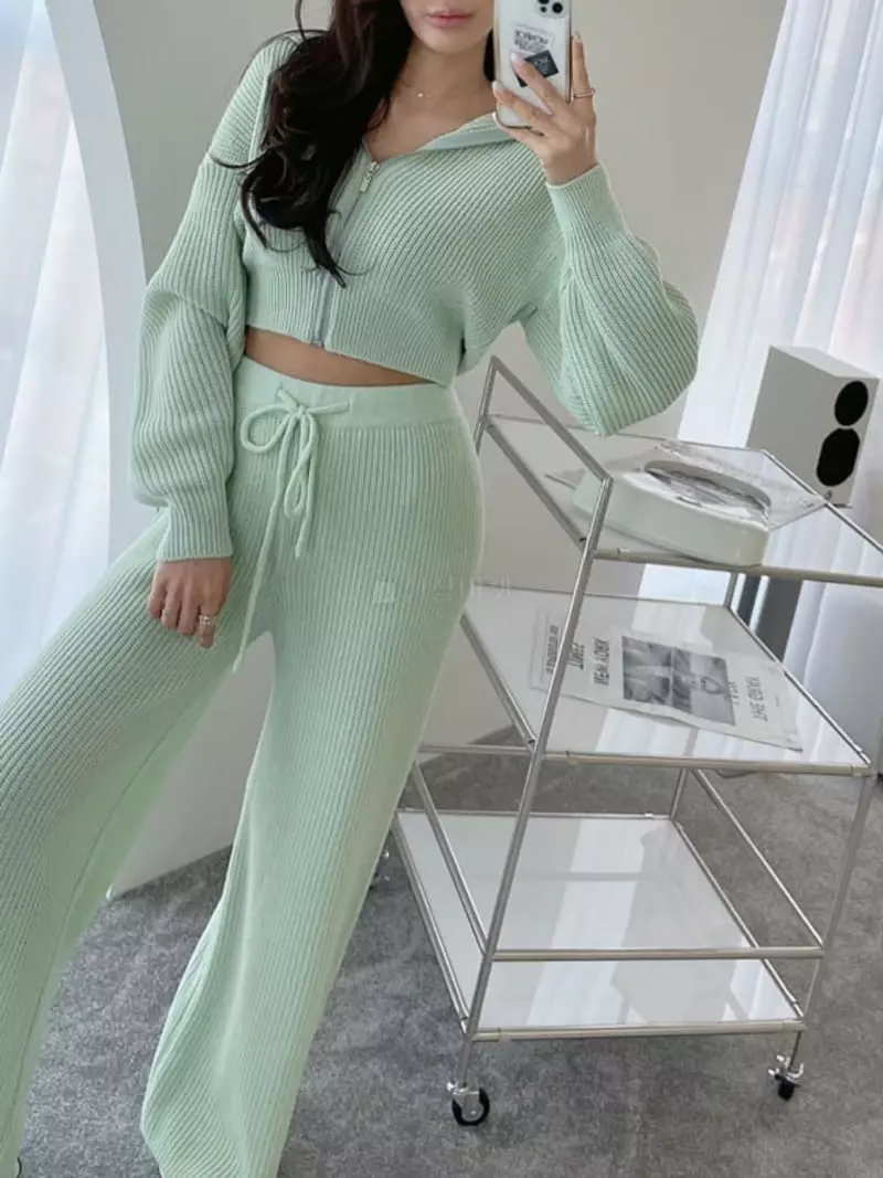 Monroe - Korean Women Fashion - #womensfashion - Honey Zip-up Knit