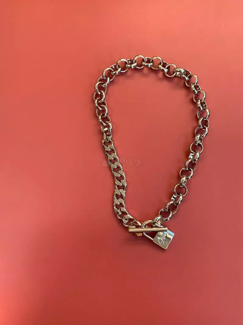 Mood - Korean Women Fashion - #thelittlethings - A2639 Lock Chain Necklace - 2