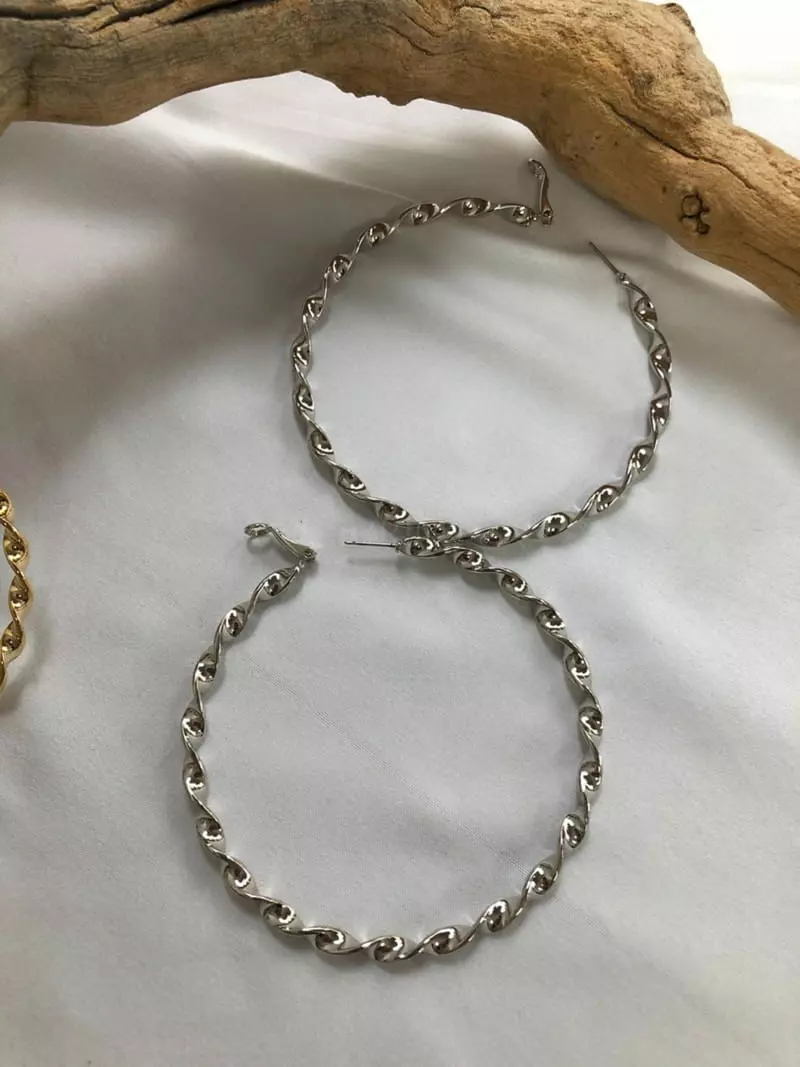 Mood - Korean Women Fashion - #womensfashion - A1151 Big Twisted Ring Earrings - 3