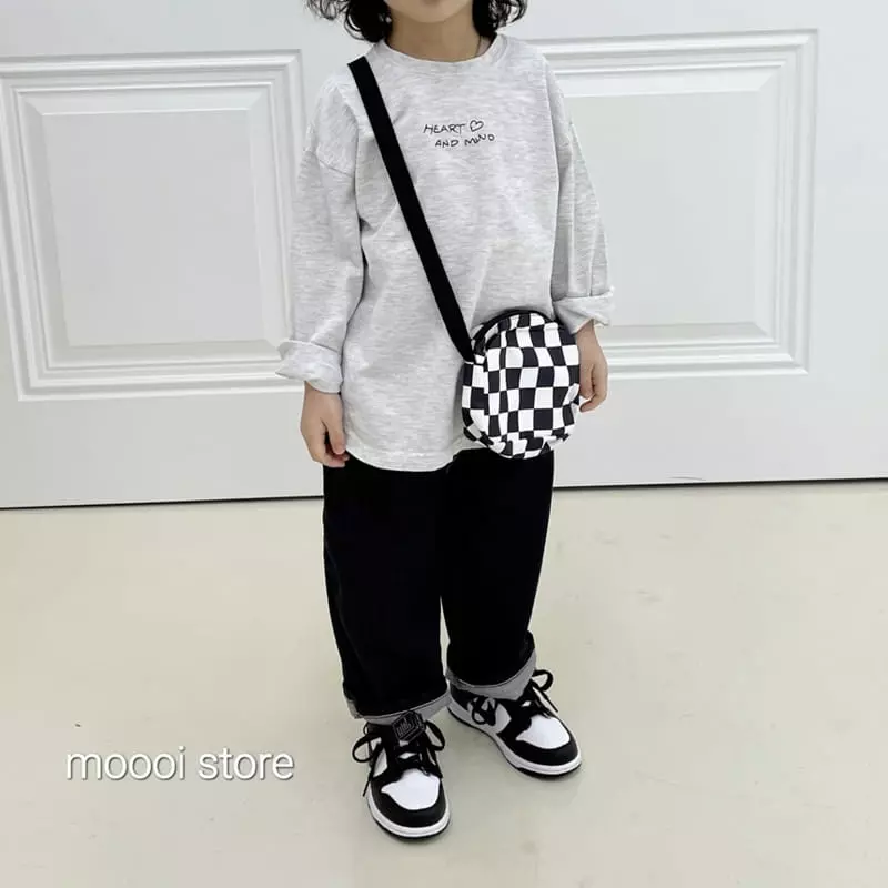 Mooi Store - Korean Children Fashion - #minifashionista - Heart Embroidery Tee - 3