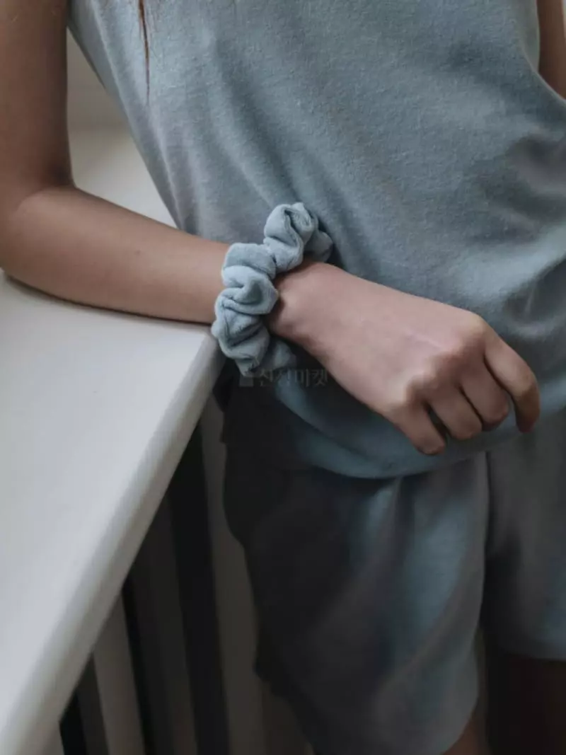Museum - Korean Women Fashion - #womensfashion - Ever Terry Band - 3