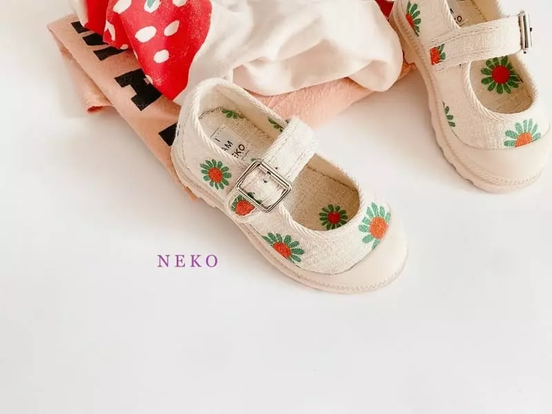 Neko - Korean Children Fashion - #minifashionista - NK869 Carrot And Bear Sandals - 10