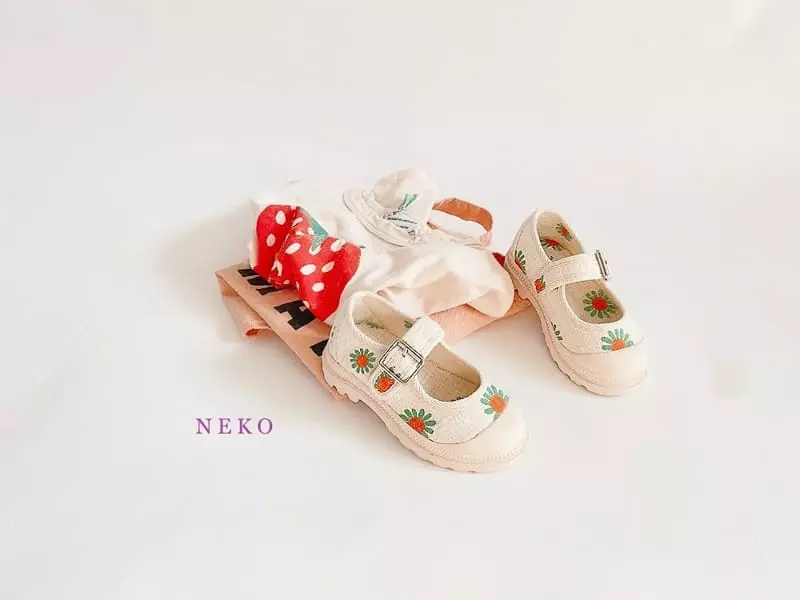 Neko - Korean Children Fashion - #prettylittlegirls - NK869 Carrot And Bear Sandals - 11