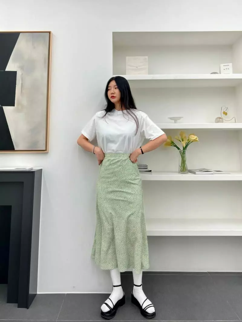 Newtro_Mood - Korean Women Fashion - #romanticstyle - Fine Flower Skirt - 2