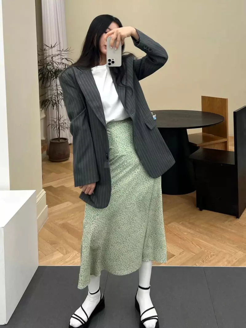 Newtro_Mood - Korean Women Fashion - #shopsmall - Fine Flower Skirt - 3