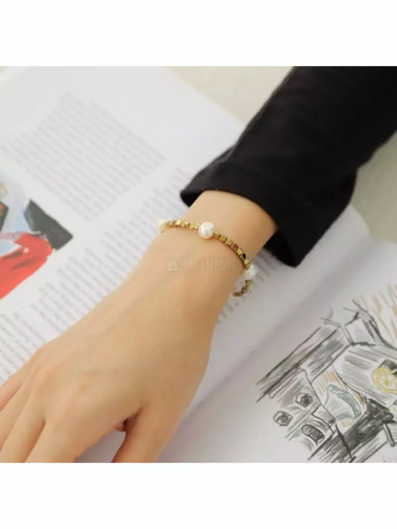 Noii - Korean Women Fashion - #womensfashion - B1056 Pearl Hematite Bracelet