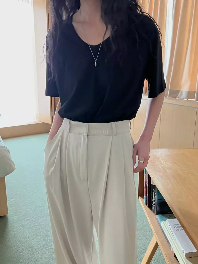 Normal - Korean Women Fashion - #pursuepretty - Modern U-neck Tee - 2