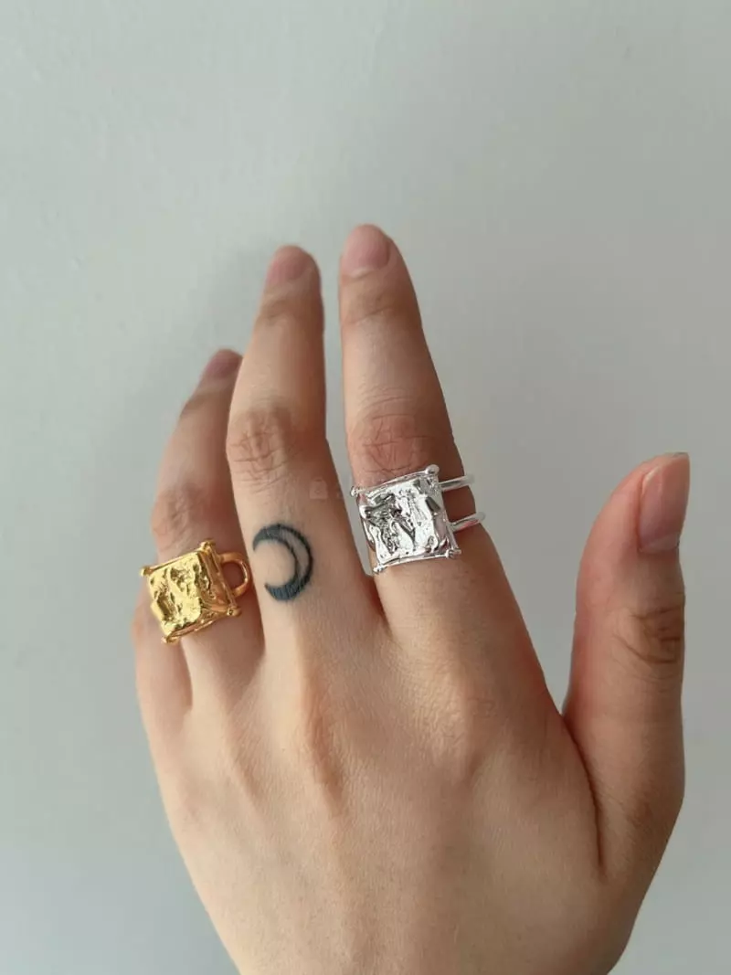 Nyunyu-Seoul - Korean Women Fashion - #momslook - Silver Foil Square Ring - 2