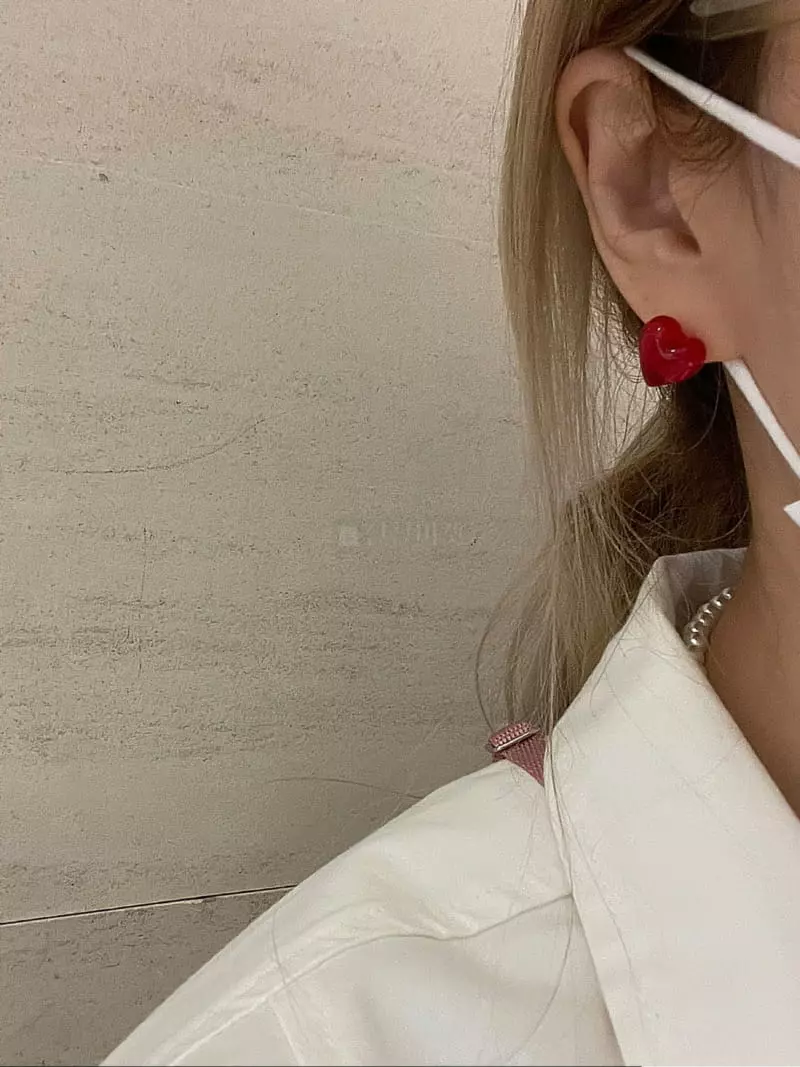 Nyunyu-Seoul - Korean Women Fashion - #pursuepretty - Heart Earrings