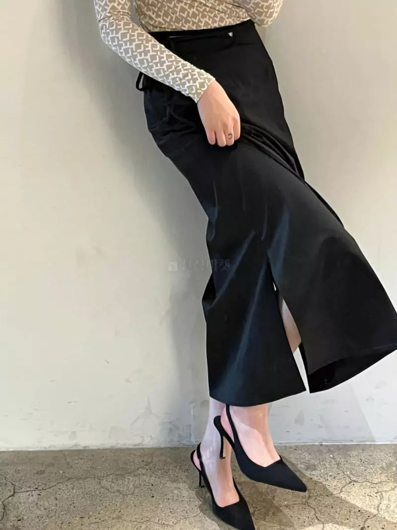 Nyunyu-Seoul - Korean Women Fashion - #restrostyle - Satin Skirt - 3