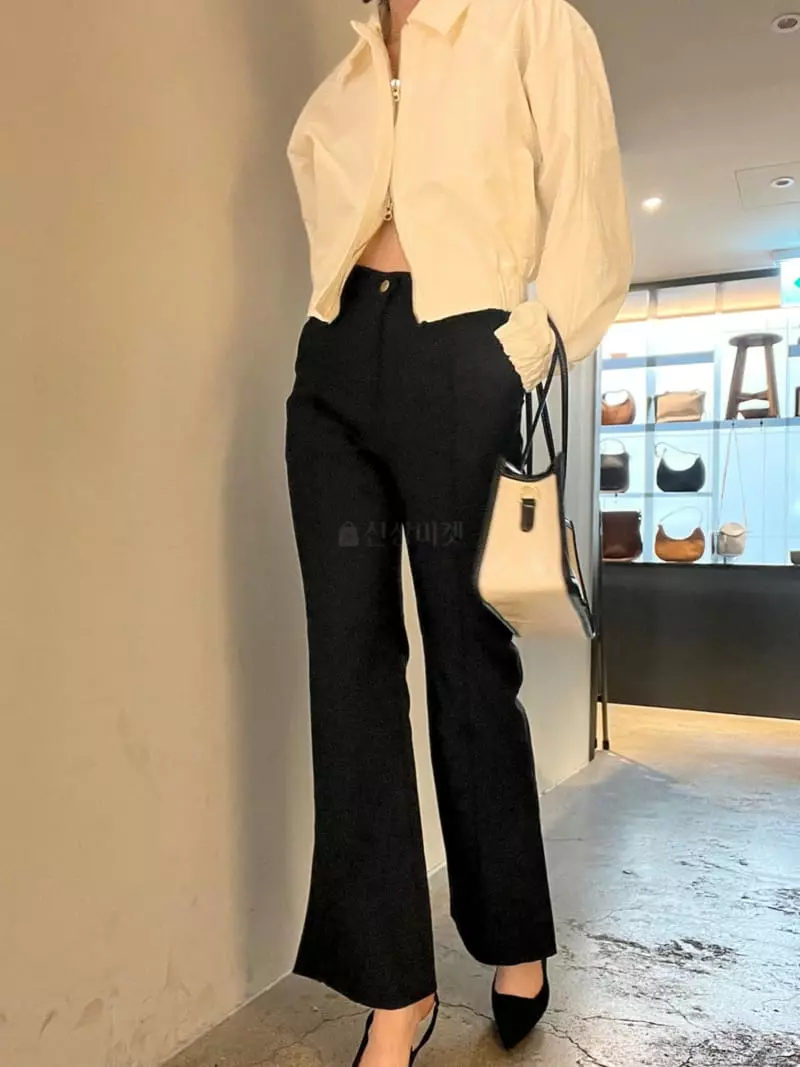 Nyunyu-Seoul - Korean Women Fashion - #thelittlethings - Bootcut Slit Pants - 2
