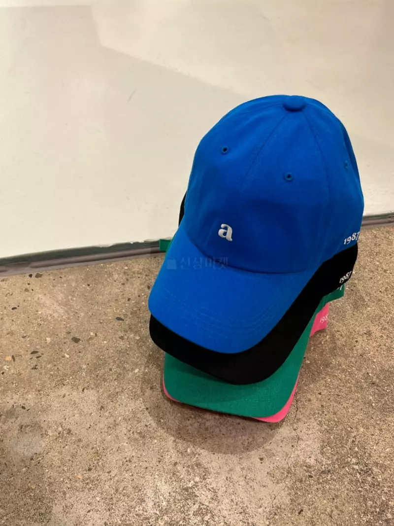 Nyunyu-Seoul - Korean Women Fashion - #momslook - Lowercase a Hat - 4