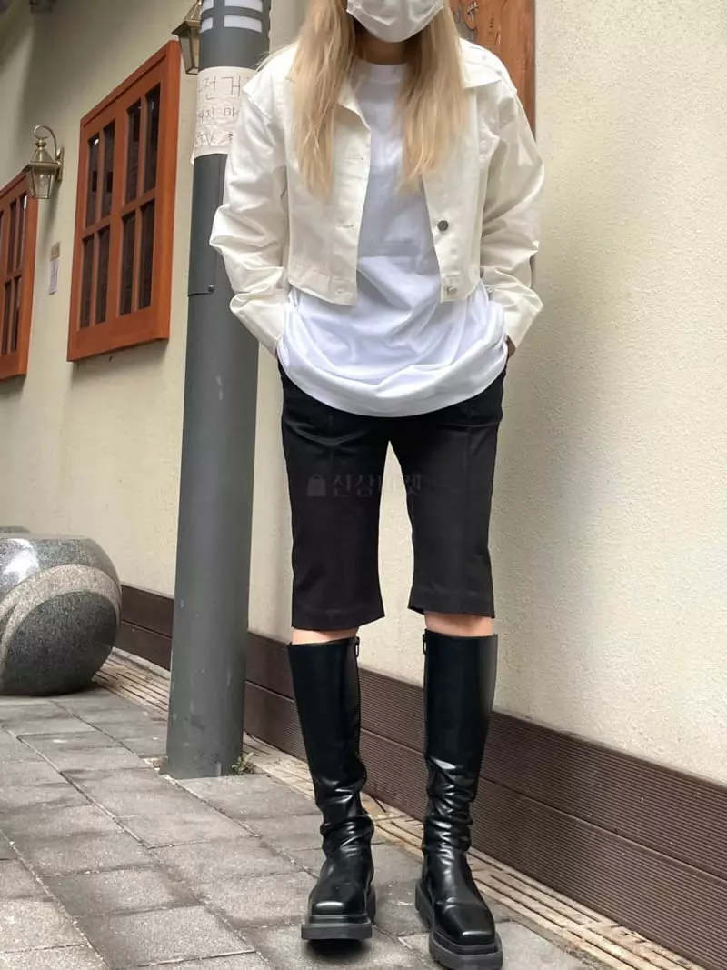 Nyunyu-Seoul - Korean Women Fashion - #womensfashion - Pintuck Half Pants - 3