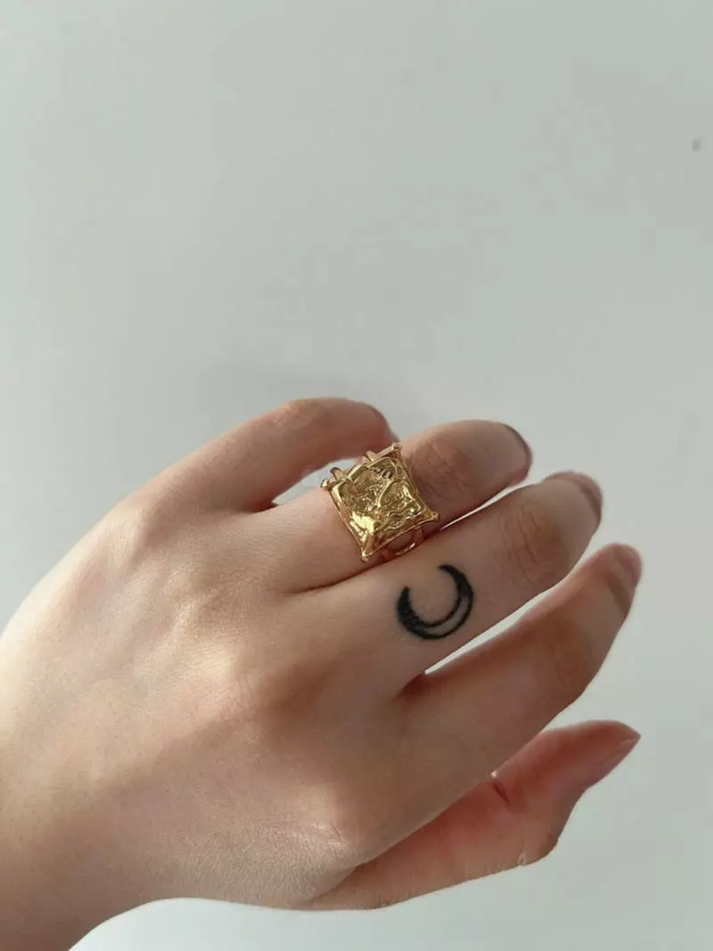 Nyunyu-Seoul - Korean Women Fashion - #womensfashion - Silver Foil Square Ring - 3