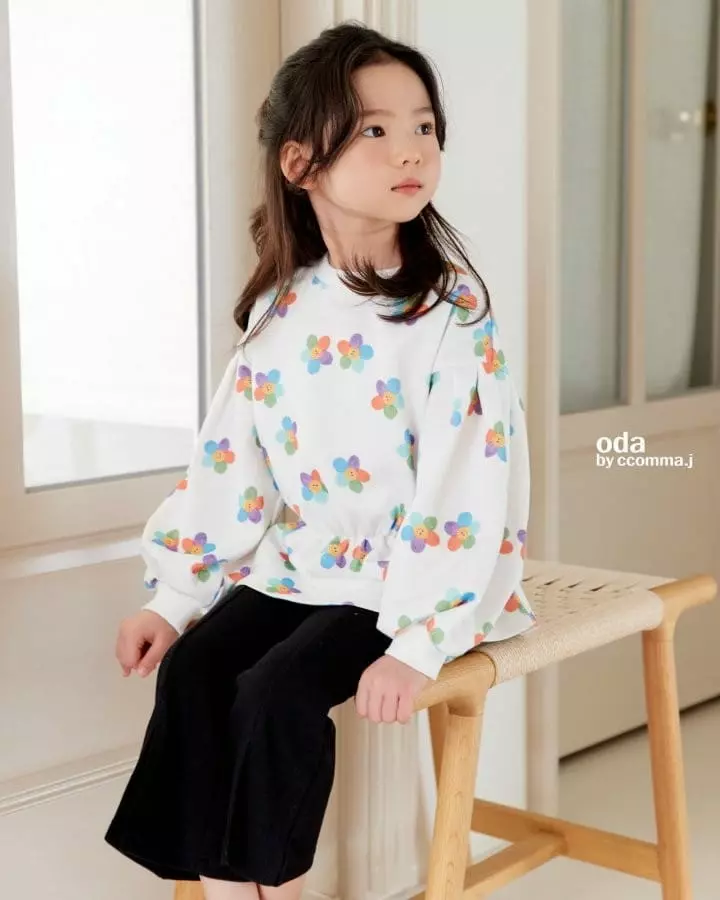 Oda - Korean Children Fashion - #kidsshorts - Floral Shirring Sweatshirt