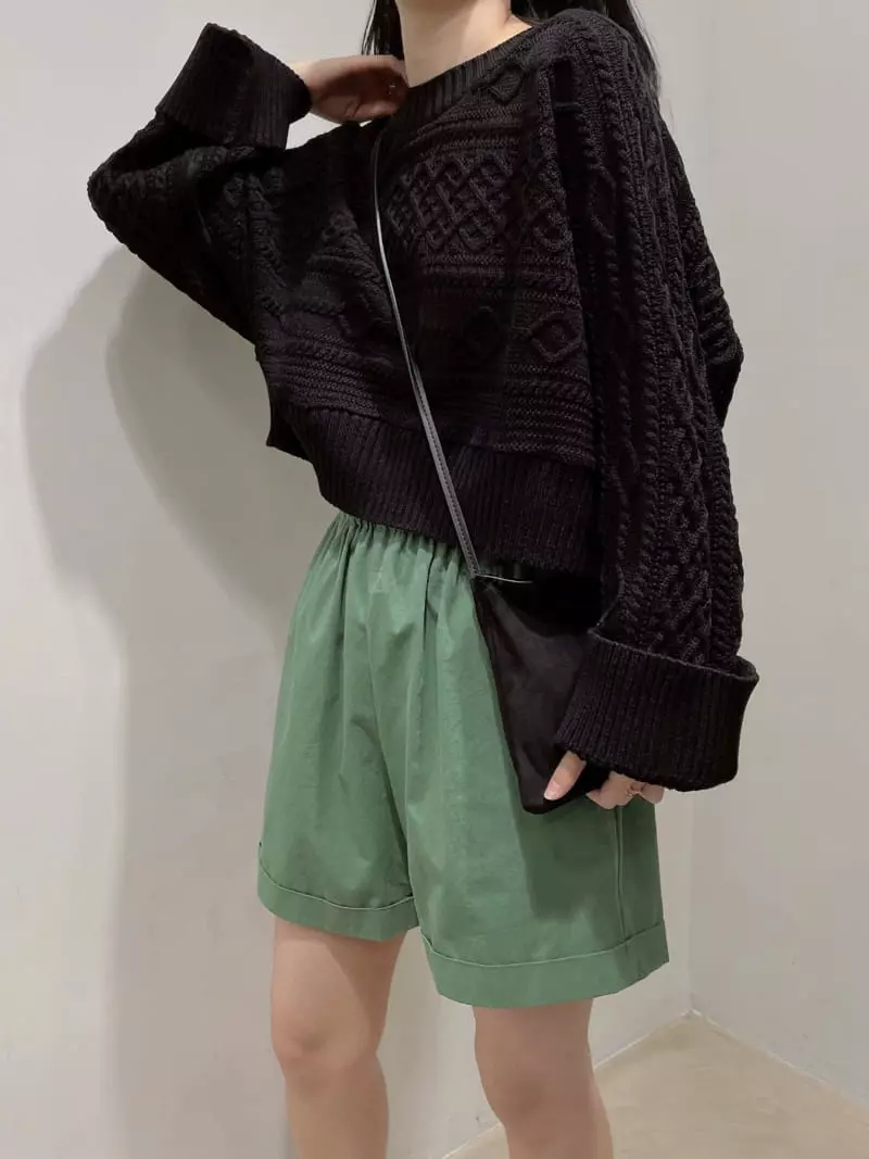 Odor - Korean Women Fashion - #shopsmall - Cabra Banding Half Pants