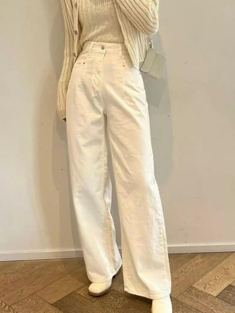 Of Course - Korean Women Fashion - #momslook - White Rivet Pants - 2