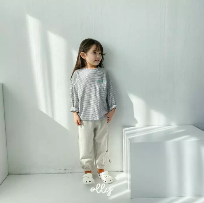 Ollymarket - Korean Children Fashion - #kidzfashiontrend - Veloure Stripes Long Sleeves Tee - 6