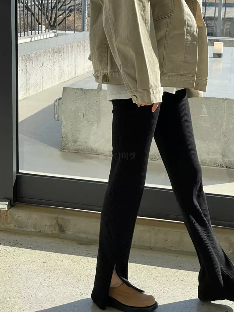Ondo - Korean Women Fashion - #momslook - Rib Leggings Pants - 2