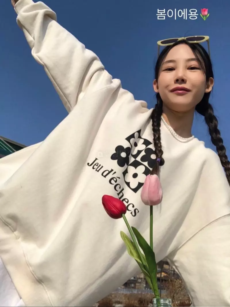 Ondo - Korean Women Fashion - #momslook - Chess Sweatshirt