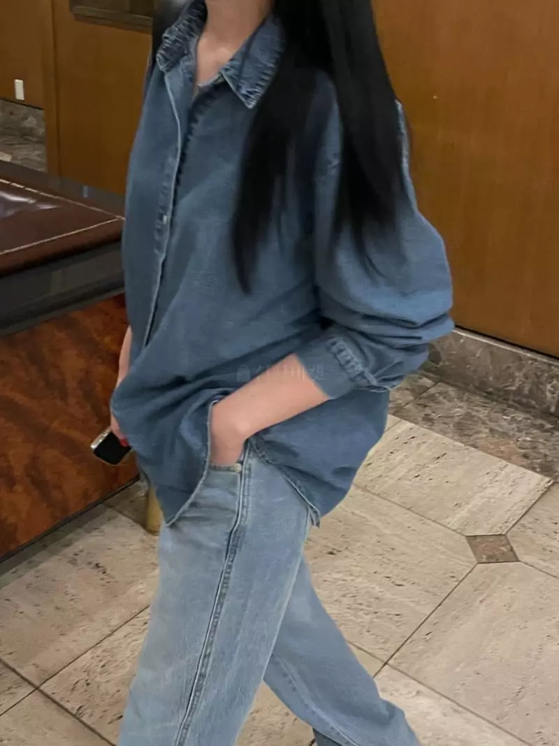 Ondo - Korean Women Fashion - #womensfashion - Vintage Denim Shirt