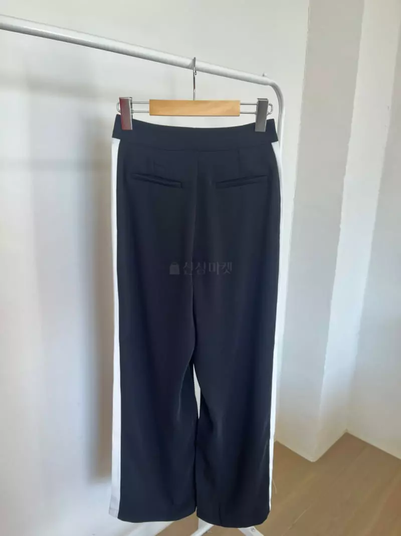 Oneway - Korean Women Fashion - #momslook - Side Line Pants - 2