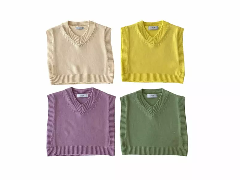 Our - Korean Children Fashion - #prettylittlegirls - Rose Knit Vest - 11