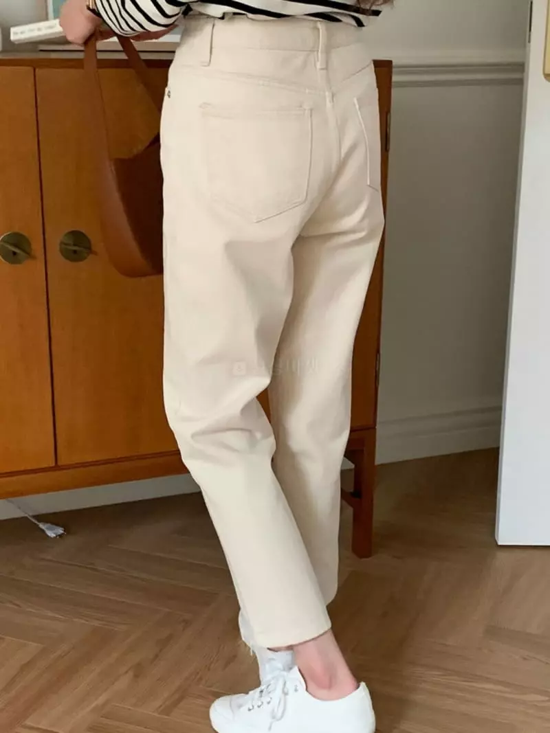 Outrene - Korean Women Fashion - #womensfashion - Cream Straight Jeans - 2