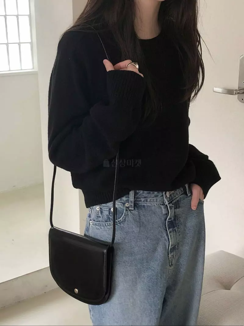 Overclassic - Korean Women Fashion - #momslook - Cashmere Round Knit Tee - 3