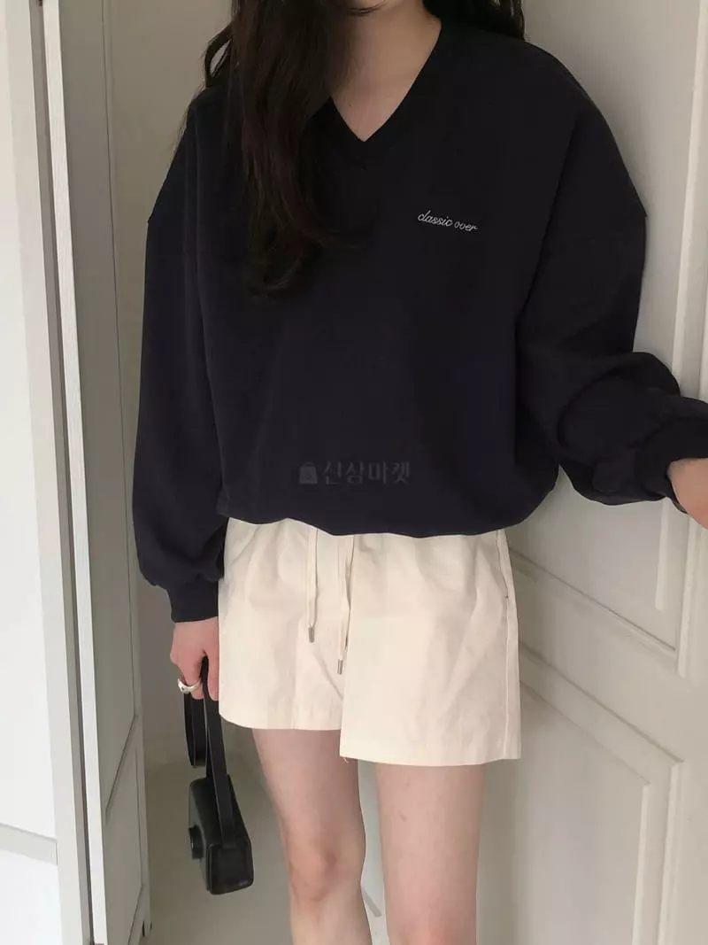 Overclassic - Korean Women Fashion - #romanticstyle - Heavy V-neck Sweatshirt