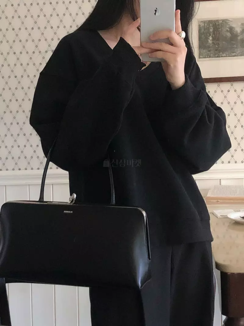 Overclassic - Korean Women Fashion - #momslook - V-neck Sweatshirt - 4