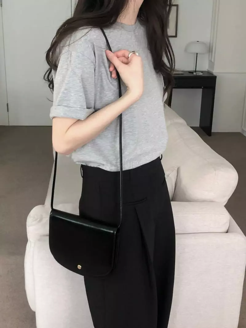 Overclassic - Korean Women Fashion - #womensfashion - Mona Boxy Tee - 2
