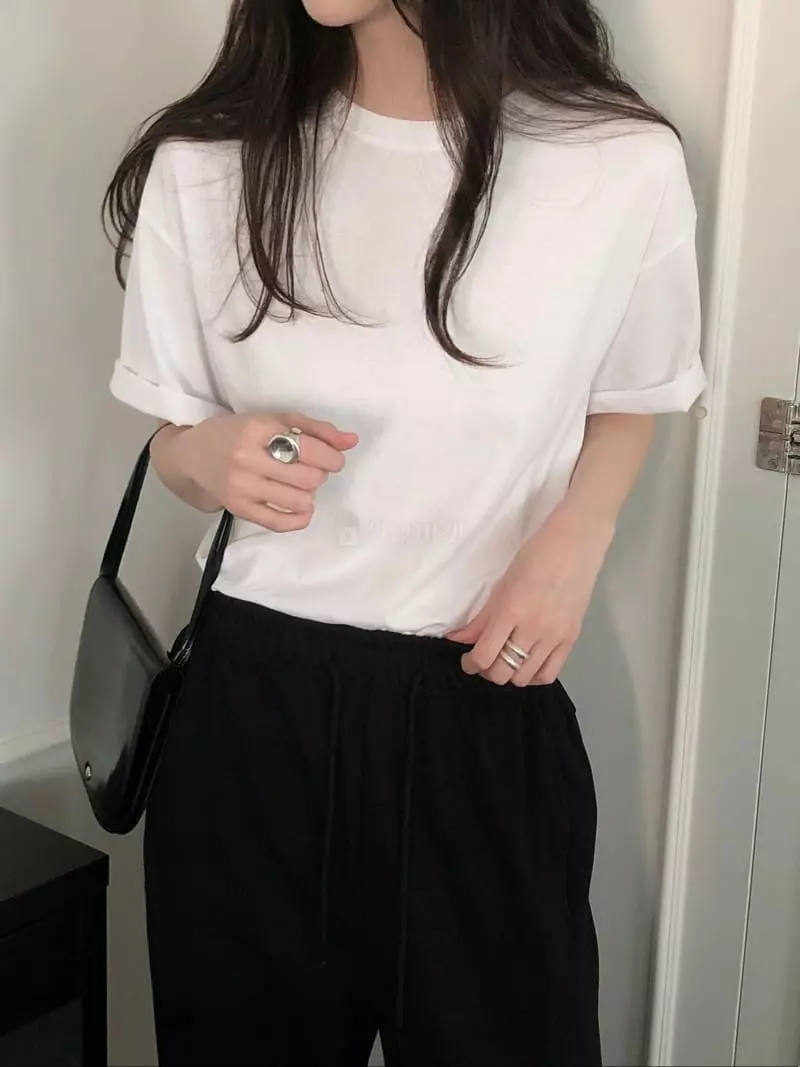 Overclassic - Korean Women Fashion - #momslook - Mona Boxy Tee - 4