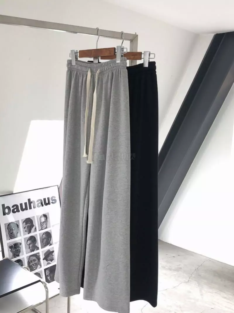Overclassic - Korean Women Fashion - #womensfashion - Cotton Training Pants - 3