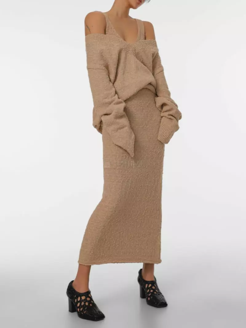 Paper Moon - Korean Women Fashion - #womensfashion - Oversized Fuzzy V-Neck Knit Tee