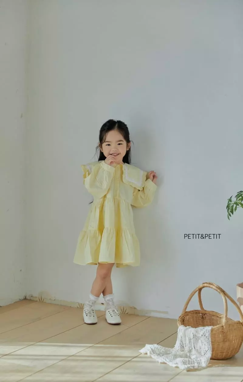 Petit & Petit - Korean Children Fashion - #Kfashion4kids - Lace Collar Top Bottom Set - 8