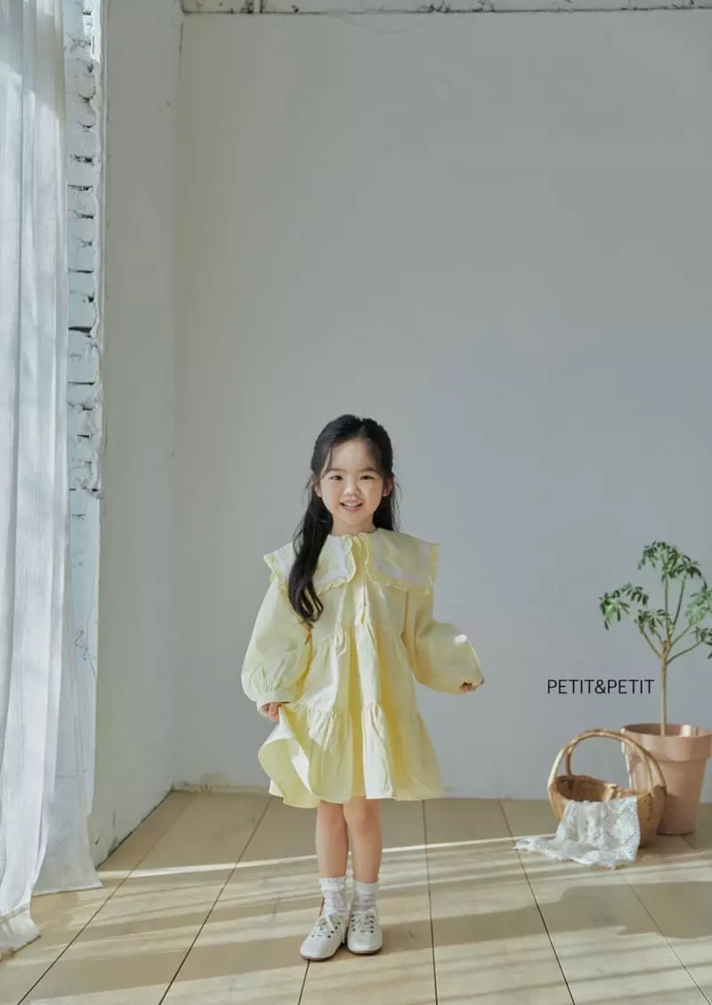 Petit & Petit - Korean Children Fashion - #kidsstore - Lace Collar Top Bottom Set - 6