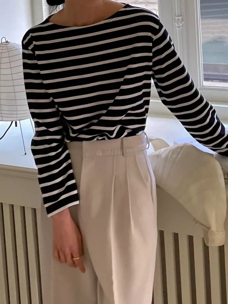 Plat - Korean Women Fashion - #momslook - Saint Strip Tee